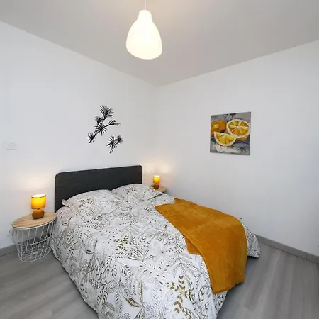 Holiday home L'oceraline - Maison Avec Jardin Et Wifi La Lucerne-d'Outremer