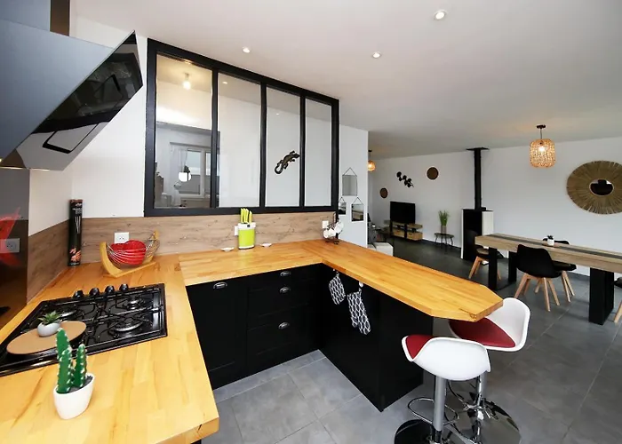 L'oceraline - Maison Avec Jardin Et Wifi * La Lucerne-d'Outremer